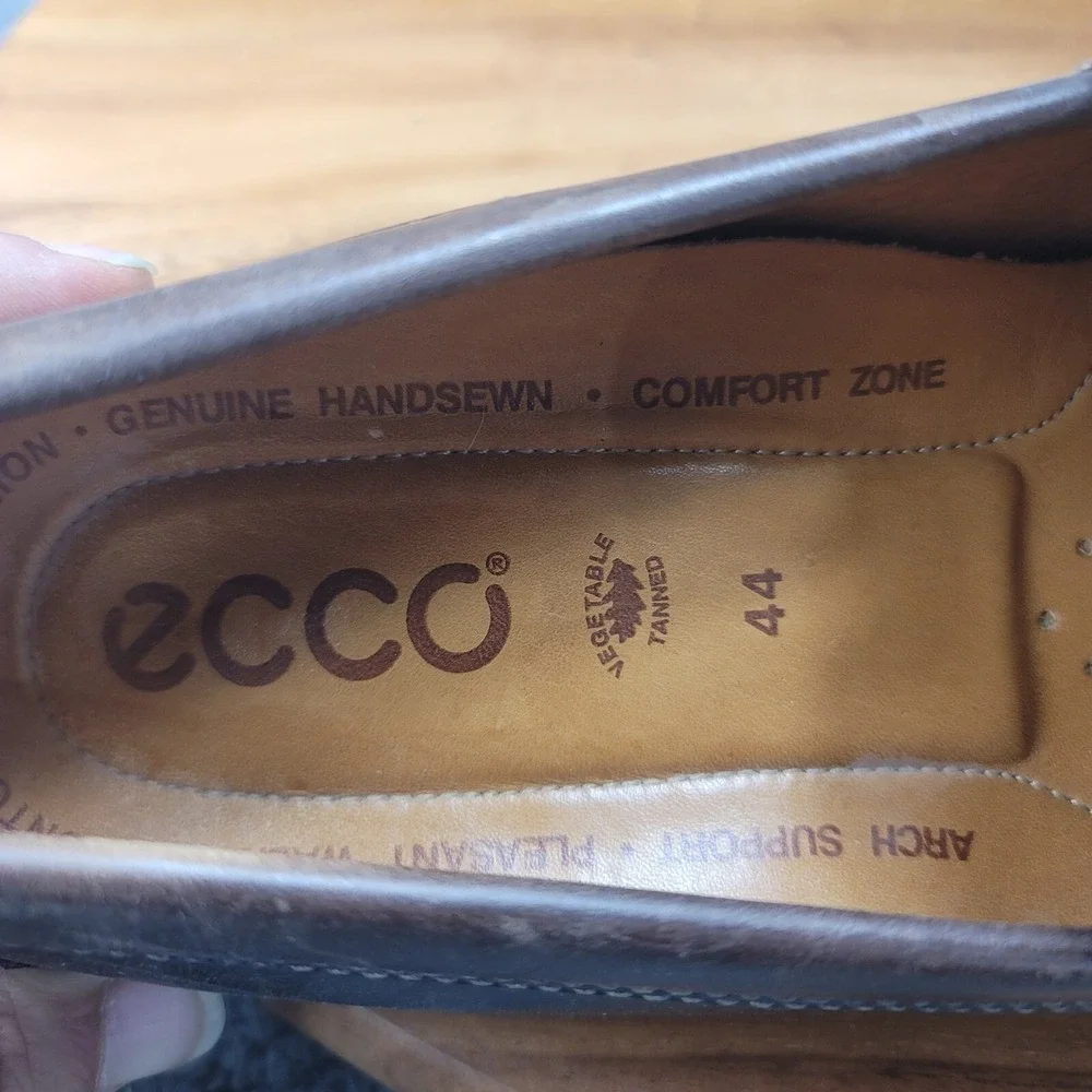 Ecco Loafers‎ Shoes Brown Leather Mens Size 10.5 / EU 44 Slip On Moccasins Dress